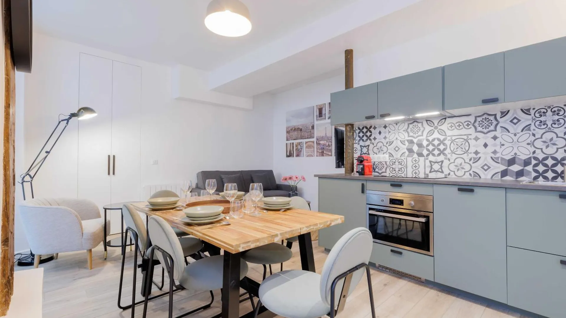 Exceptionnel Duplex A Proximite De Montmartre! Apartment Paris